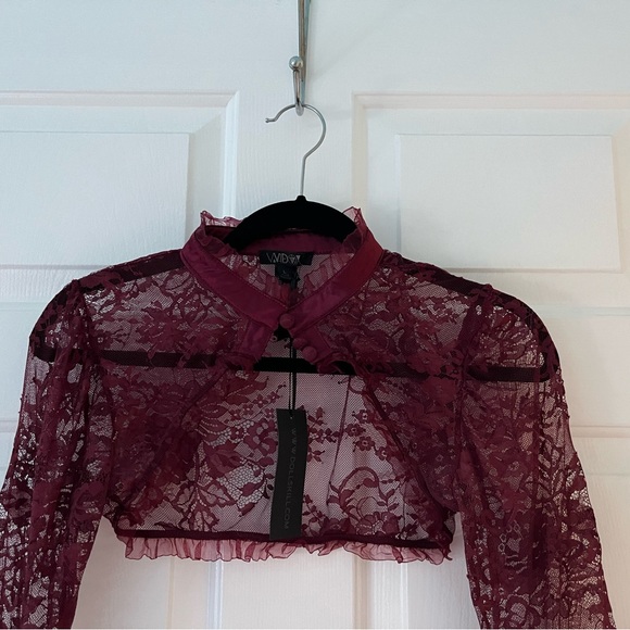 WIDOW Long Sleeved Cardigan/Crop Top - Picture 2 of 5